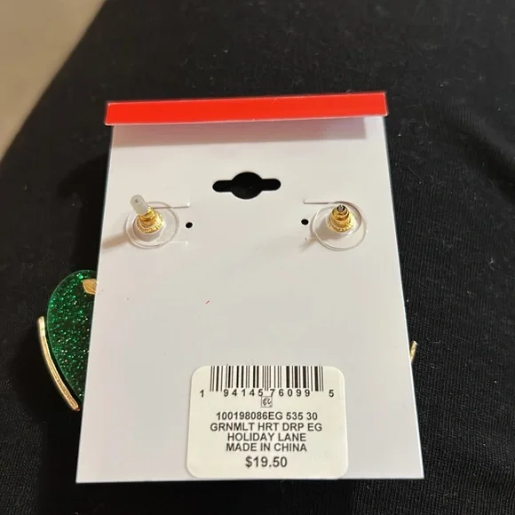 NWT Holiday Lane Greenmlt Heart Drop Earrings - Picture 2 of 2